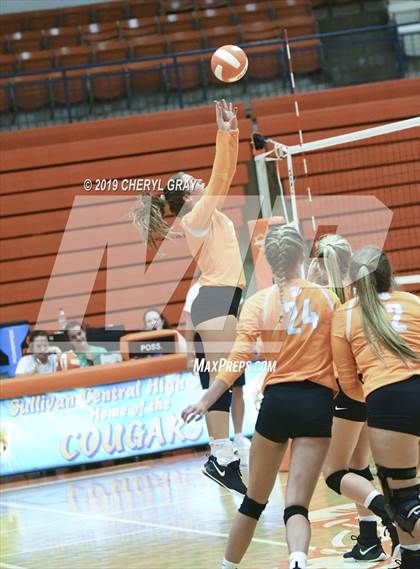 Thumbnail 2 in Daniel Boone @ Sullivan Central photogallery.