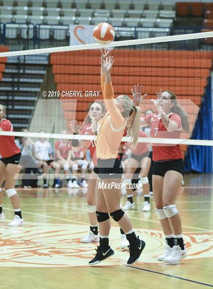 Thumbnail 1 in Daniel Boone @ Sullivan Central photogallery.