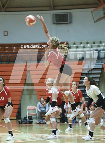 Thumbnail 1 in Daniel Boone @ Sullivan Central photogallery.