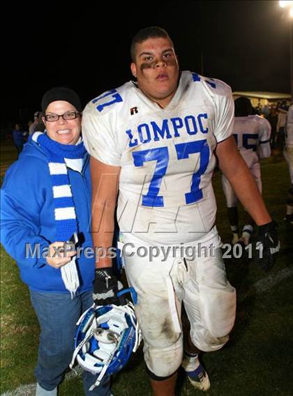 Thumbnail 1 in Lompoc vs. Cabrillo (CIF SS Northwest Division Final) photogallery.