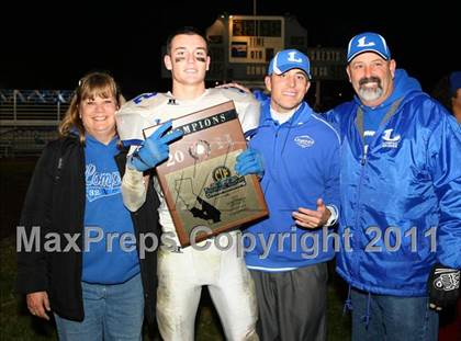 Thumbnail 2 in Lompoc vs. Cabrillo (CIF SS Northwest Division Final) photogallery.