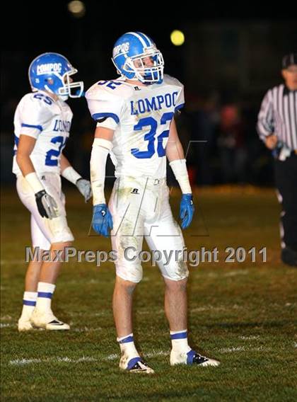Thumbnail 1 in Lompoc vs. Cabrillo (CIF SS Northwest Division Final) photogallery.