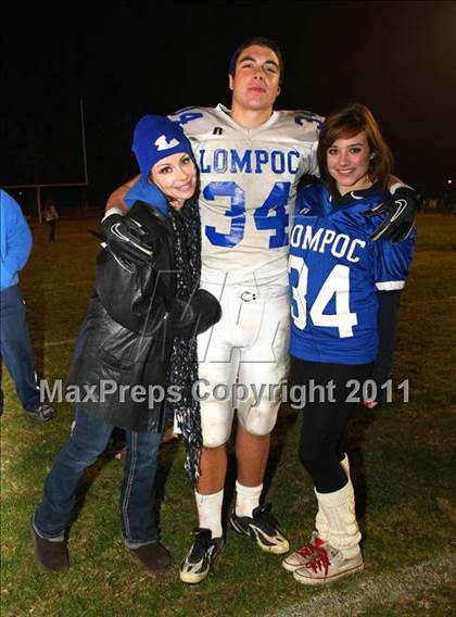 Thumbnail 3 in Lompoc vs. Cabrillo (CIF SS Northwest Division Final) photogallery.