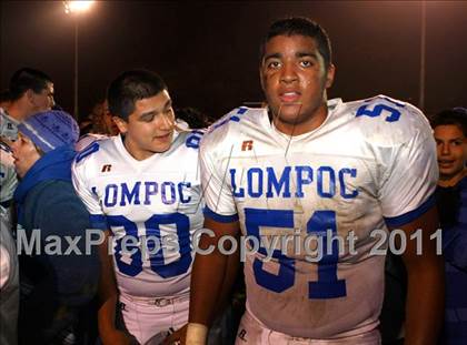 Thumbnail 1 in Lompoc vs. Cabrillo (CIF SS Northwest Division Final) photogallery.
