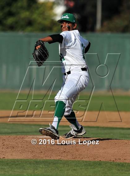 Thumbnail 1 in Los Osos @ Upland photogallery.