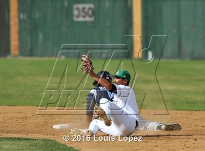 Thumbnail 1 in Los Osos @ Upland photogallery.