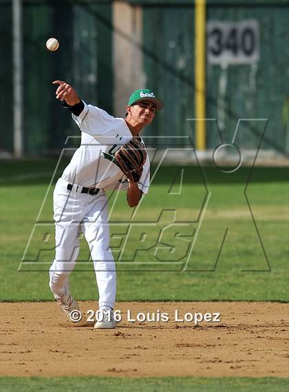 Thumbnail 2 in Los Osos @ Upland photogallery.
