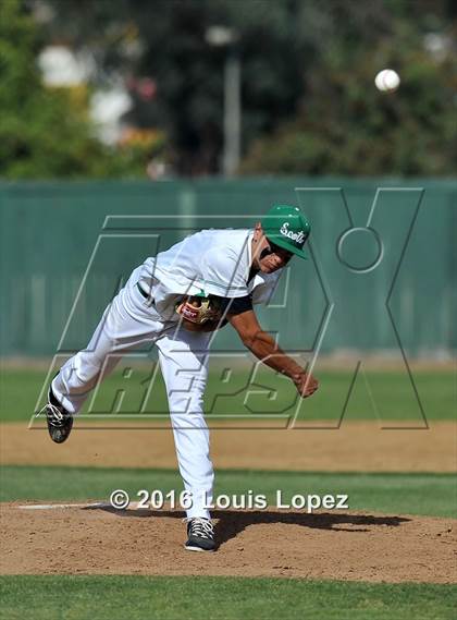 Thumbnail 2 in Los Osos @ Upland photogallery.