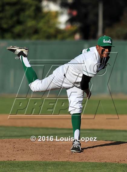 Thumbnail 1 in Los Osos @ Upland photogallery.