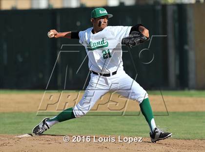 Thumbnail 2 in Los Osos @ Upland photogallery.