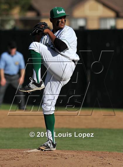 Thumbnail 1 in Los Osos @ Upland photogallery.