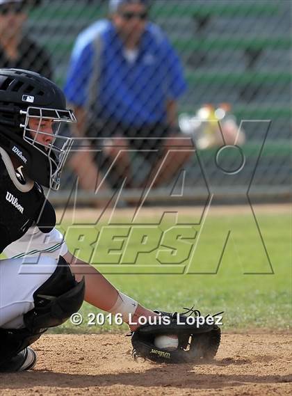 Thumbnail 1 in Los Osos @ Upland photogallery.