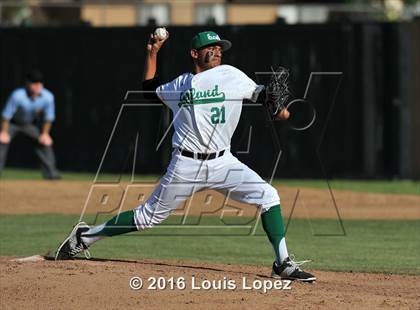 Thumbnail 1 in Los Osos @ Upland photogallery.
