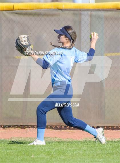Thumbnail 2 in Murrieta Mesa vs. Marina (Dave Kops Tournament of Champions) photogallery.