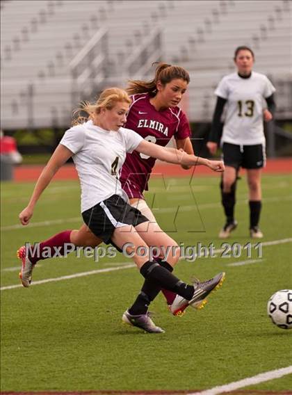Thumbnail 1 in Elmira @ Corning (Section 4 Class AA Semifinal) photogallery.