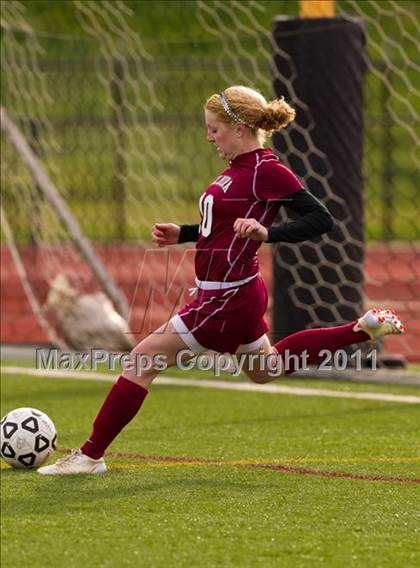 Thumbnail 2 in Elmira @ Corning (Section 4 Class AA Semifinal) photogallery.