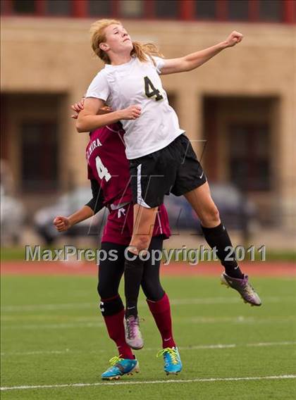 Thumbnail 1 in Elmira @ Corning (Section 4 Class AA Semifinal) photogallery.