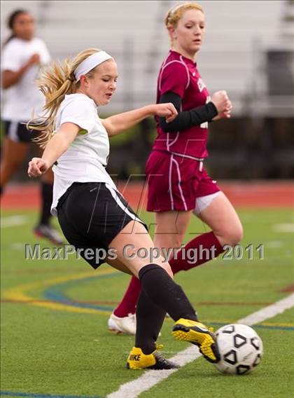 Thumbnail 1 in Elmira @ Corning (Section 4 Class AA Semifinal) photogallery.