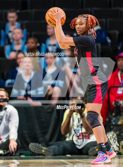 Thumbnail 2 in Rolesville vs Hoggard (NCHSAA 4A Regional Final) photogallery.