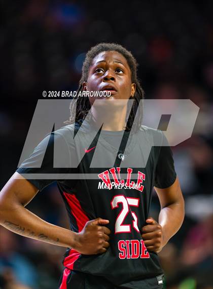 Thumbnail 2 in Rolesville vs Hoggard (NCHSAA 4A Regional Final) photogallery.
