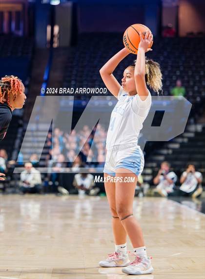 Thumbnail 3 in Rolesville vs Hoggard (NCHSAA 4A Regional Final) photogallery.