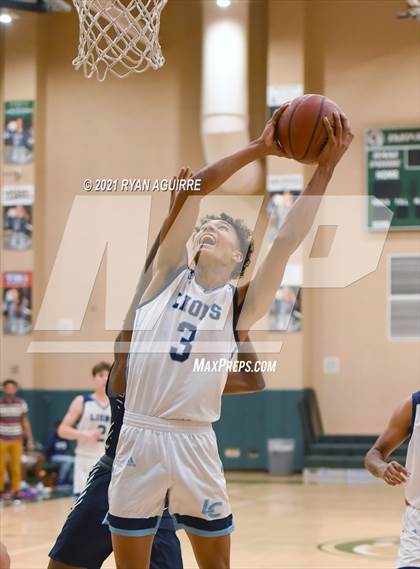 Thumbnail 2 in Venice @ Linfield Christian (CIF D4AA Quarterfinal) photogallery.