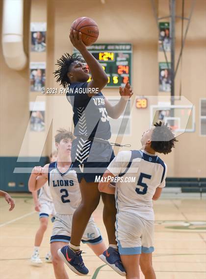 Thumbnail 2 in Venice @ Linfield Christian (CIF D4AA Quarterfinal) photogallery.