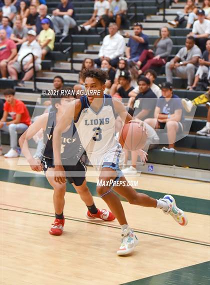 Thumbnail 2 in Venice @ Linfield Christian (CIF D4AA Quarterfinal) photogallery.