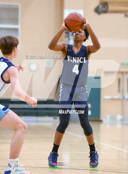 Thumbnail 3 in Venice @ Linfield Christian (CIF D4AA Quarterfinal) photogallery.