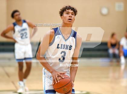 Thumbnail 3 in Venice @ Linfield Christian (CIF D4AA Quarterfinal) photogallery.