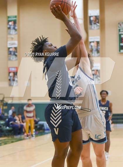 Thumbnail 2 in Venice @ Linfield Christian (CIF D4AA Quarterfinal) photogallery.