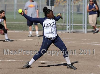Thumbnail 2 in Northglenn vs Abraham Lincoln (CHSSA 5A State Tournament) photogallery.