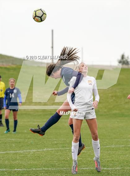 Thumbnail 2 in Rocky Mountain vs. Columbine photogallery.