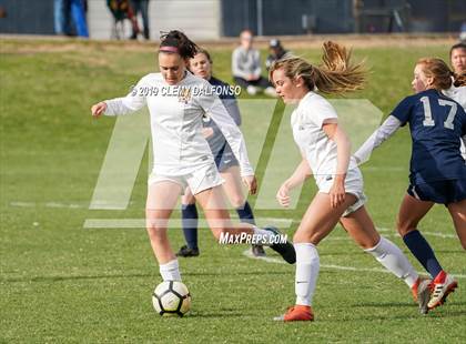Thumbnail 1 in Rocky Mountain vs. Columbine photogallery.