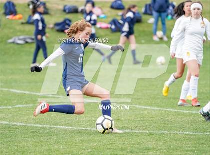 Thumbnail 2 in Rocky Mountain vs. Columbine photogallery.