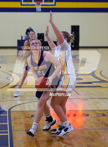 Thumbnail 1 in Kettle Moraine @ New Berlin West photogallery.