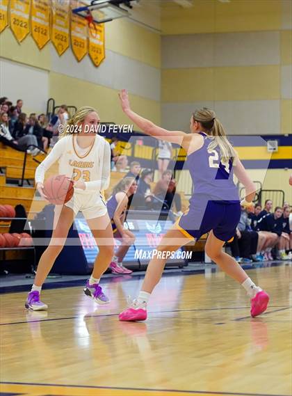 Thumbnail 3 in Kettle Moraine @ New Berlin West photogallery.