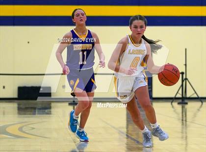 Thumbnail 3 in Kettle Moraine @ New Berlin West photogallery.