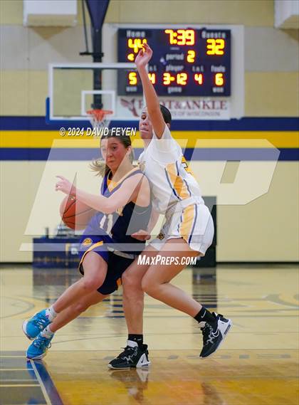 Thumbnail 3 in Kettle Moraine @ New Berlin West photogallery.