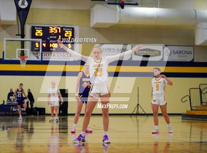 Thumbnail 3 in Kettle Moraine @ New Berlin West photogallery.