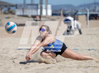 Thumbnail 2 in Los Alamitos @ Fountain Valley photogallery.
