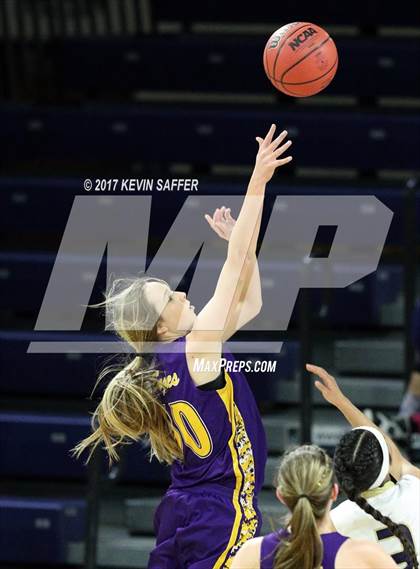 Thumbnail 3 in Eads vs. Antonito  (CHSAA 1A Consolation Semifinal) photogallery.