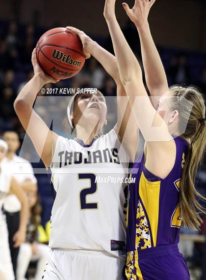 Thumbnail 2 in Eads vs. Antonito  (CHSAA 1A Consolation Semifinal) photogallery.