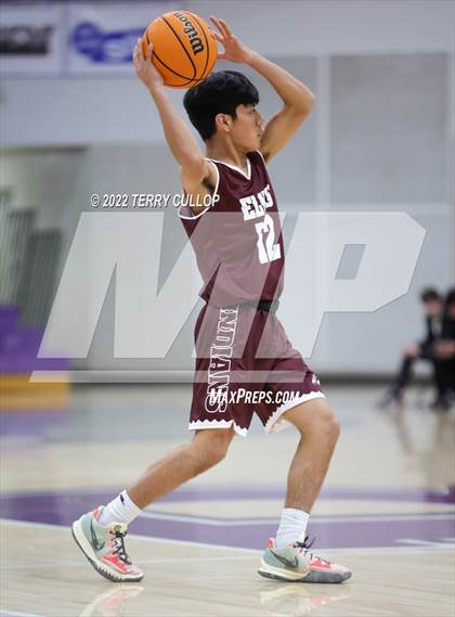 Thumbnail 2 in Roy vs. Elko (Riverton Holiday Tournament) photogallery.
