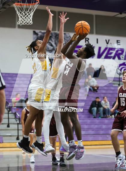 Thumbnail 2 in Roy vs. Elko (Riverton Holiday Tournament) photogallery.