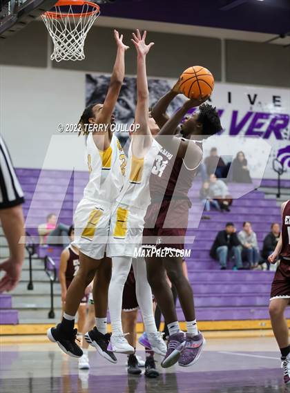Thumbnail 1 in Roy vs. Elko (Riverton Holiday Tournament) photogallery.