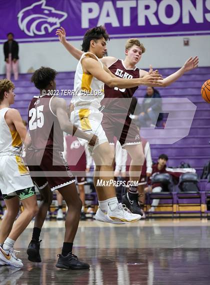 Thumbnail 1 in Roy vs. Elko (Riverton Holiday Tournament) photogallery.