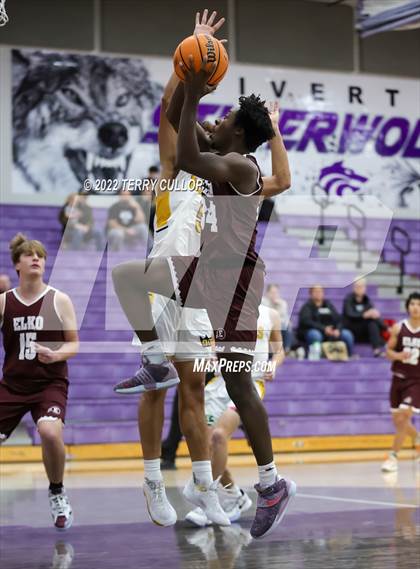 Thumbnail 3 in Roy vs. Elko (Riverton Holiday Tournament) photogallery.