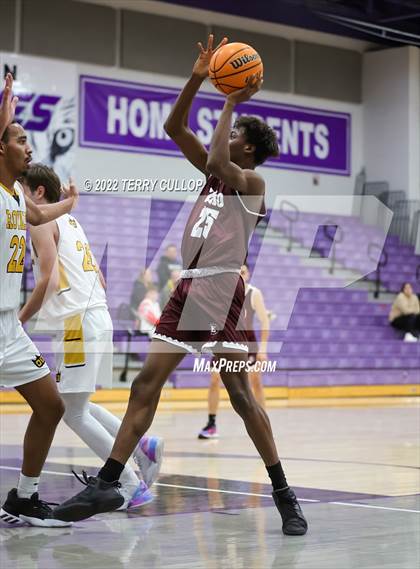Thumbnail 3 in Roy vs. Elko (Riverton Holiday Tournament) photogallery.