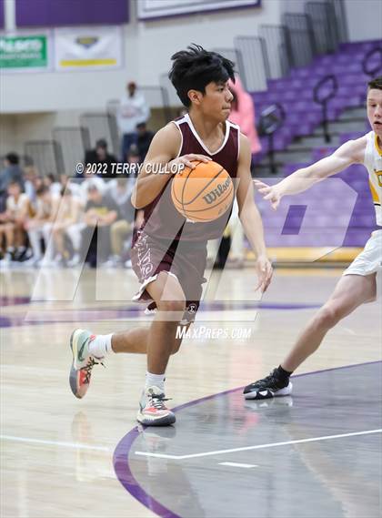 Thumbnail 2 in Roy vs. Elko (Riverton Holiday Tournament) photogallery.